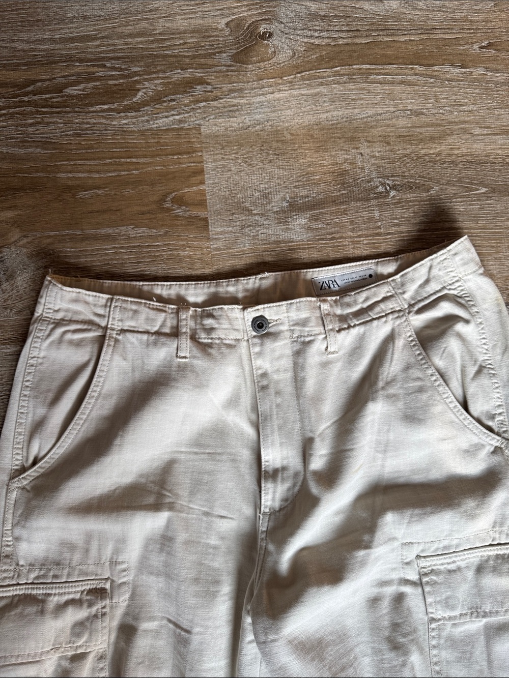 Zara Off-White Cargo Women Size 12. New. No tags